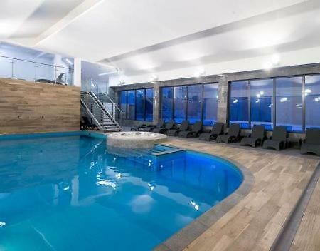 Apartament 4 Seasons- Basen Wewnetrzny,Jacuzzi,Sauna,Silownia I Kulkoland W Cenie!!! Kolobrzeg Dış mekan fotoğraf