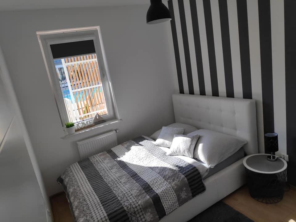 Apartament 4 Seasons- Basen Wewnetrzny,Jacuzzi,Sauna,Silownia I Kulkoland W Cenie!!! Kolobrzeg Dış mekan fotoğraf