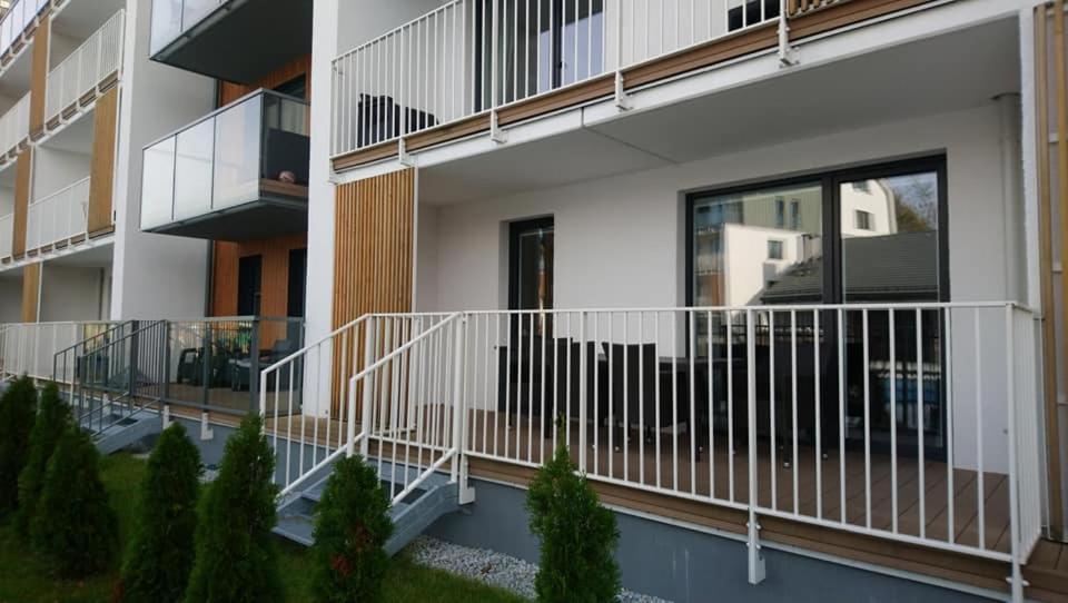 Apartament 4 Seasons- Basen Wewnetrzny,Jacuzzi,Sauna,Silownia I Kulkoland W Cenie!!! Kolobrzeg Dış mekan fotoğraf