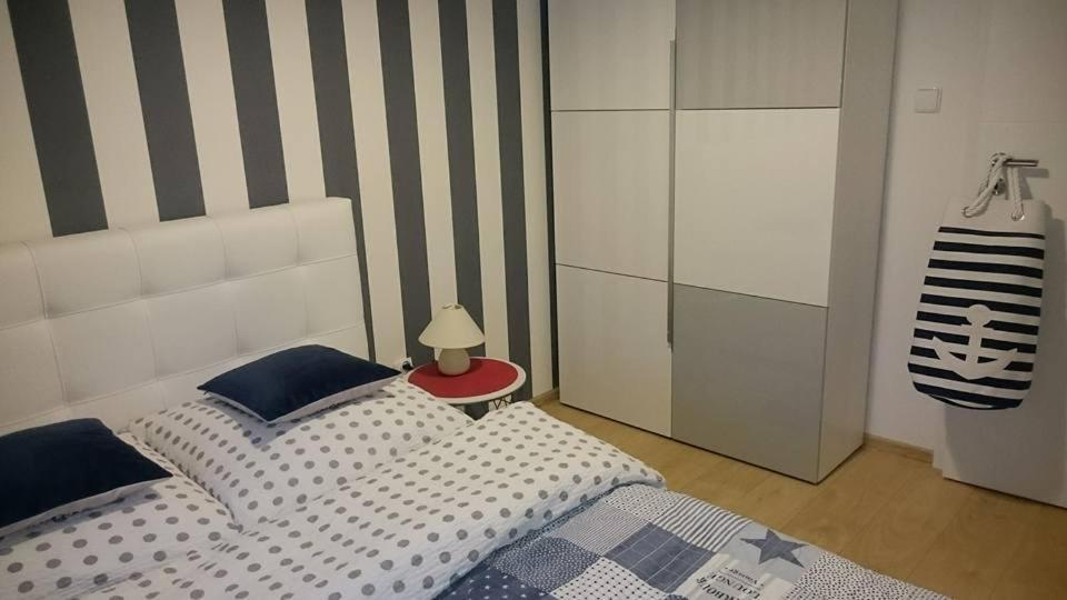 Apartament 4 Seasons- Basen Wewnetrzny,Jacuzzi,Sauna,Silownia I Kulkoland W Cenie!!! Kolobrzeg Dış mekan fotoğraf