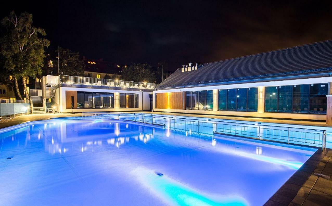 Apartament 4 Seasons- Basen Wewnetrzny,Jacuzzi,Sauna,Silownia I Kulkoland W Cenie!!! Kolobrzeg Dış mekan fotoğraf