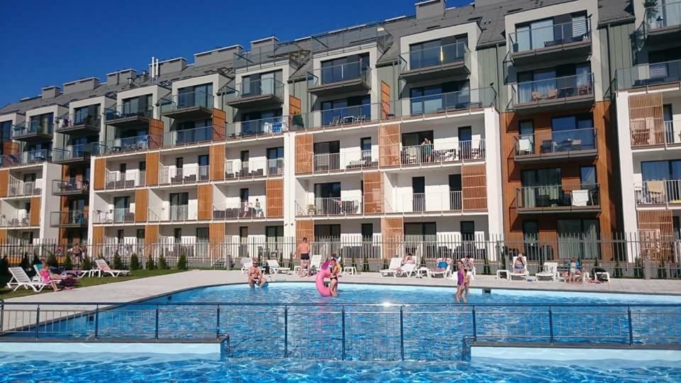 Apartament 4 Seasons- Basen Wewnetrzny,Jacuzzi,Sauna,Silownia I Kulkoland W Cenie!!! Kolobrzeg Dış mekan fotoğraf